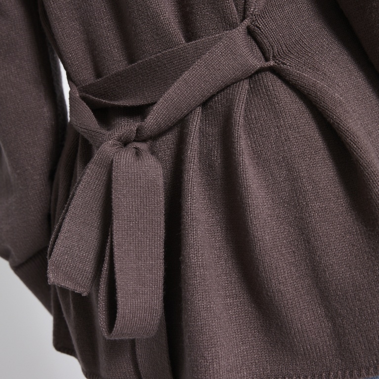 Stickad cardigan "Colette" Stickad cardigan "Colette"
